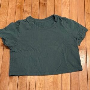 Urban outfitters green tshirt size medium